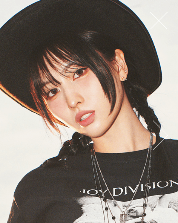 Image of TWICE MOMO