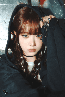 Image of LE SSERAFIM EUNCHAE